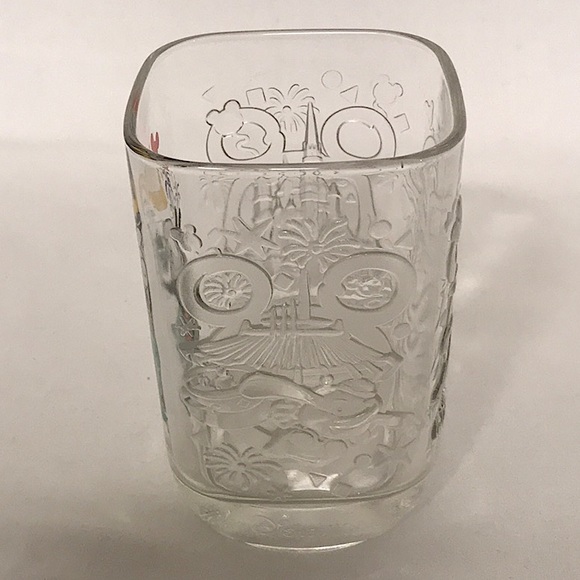 Walt Disney McDonalds Collectors Glasses 100 Years of Magic 2000-Set of 2 - Picture 3 of 12